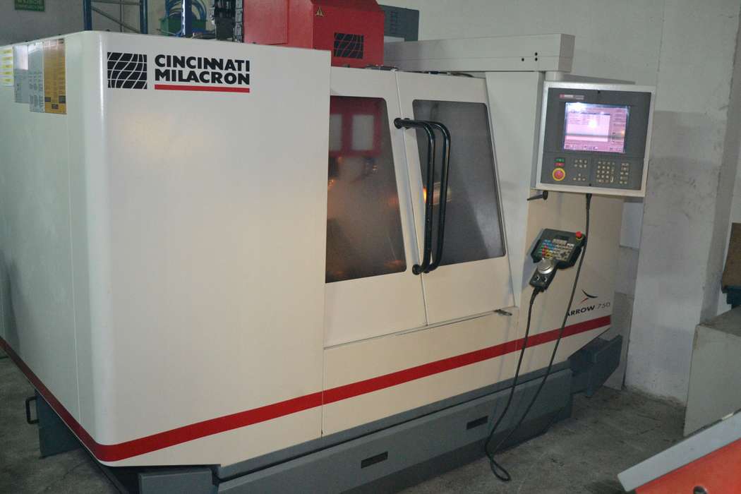 Frezarka CNC Cincinnati Arrow 750